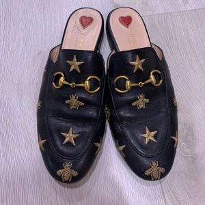 Gucci Bee Embroidered Princetown Leather slippers